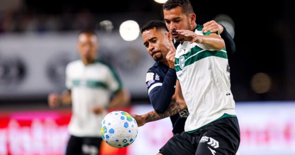 “Vitória maiúscula do Coritiba. E, desta vez, com requintes de crueldade”